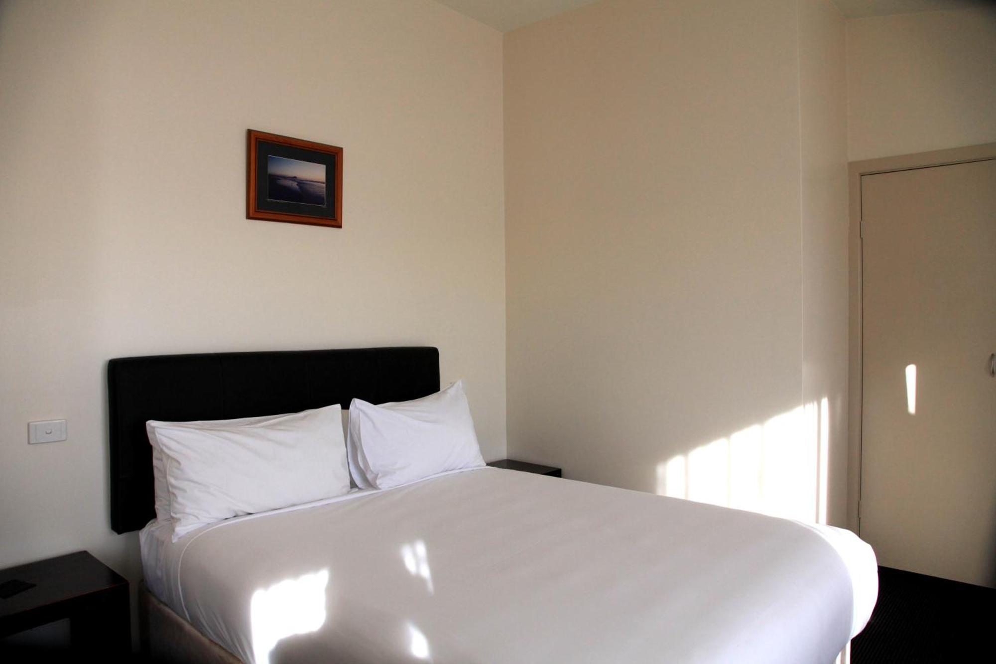 Travellers Motor Village Newcastle Chambre photo