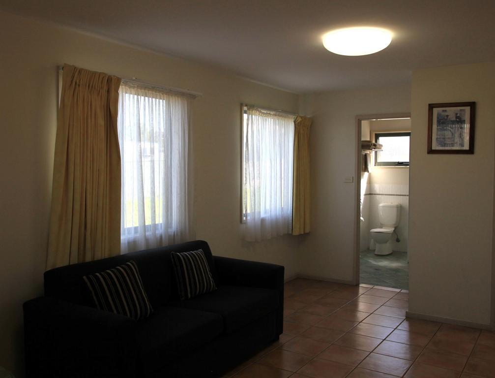 Travellers Motor Village Newcastle Extérieur photo