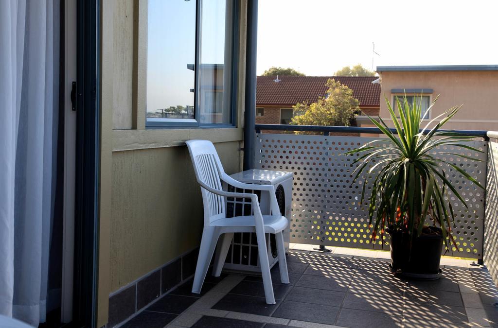Travellers Motor Village Newcastle Extérieur photo
