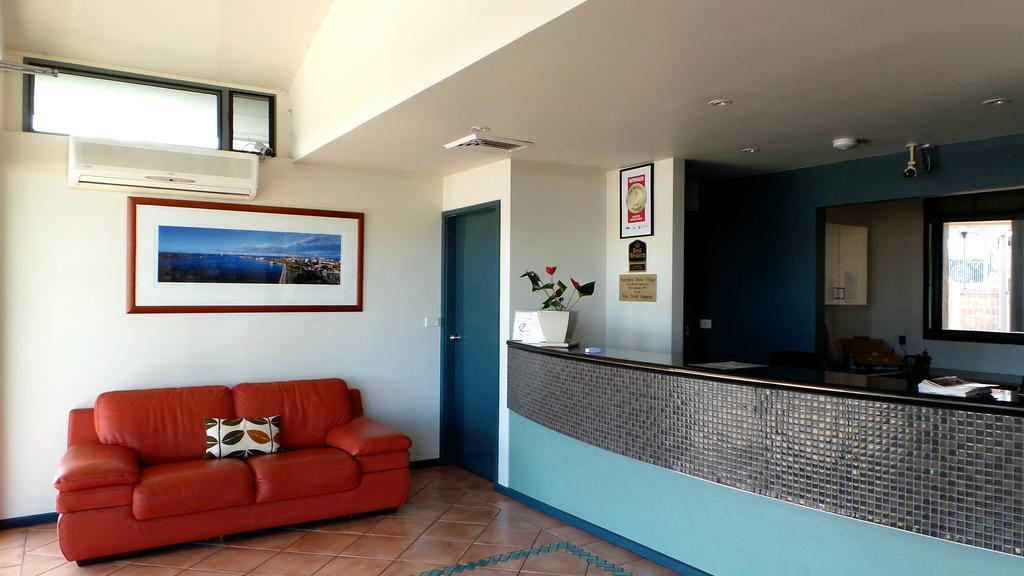 Travellers Motor Village Newcastle Extérieur photo